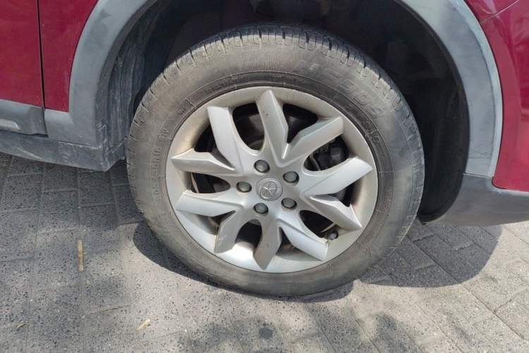 Used JAC Group Refine S3 2014 1.5L CVT Luxury Smart Model Right Front Wheel Hub