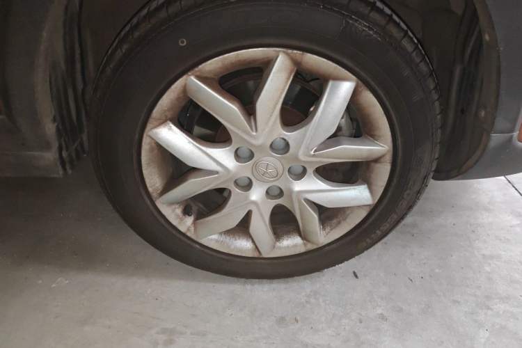 Used JAC Group Refine S3 2014 1.5L Manual Luxury Model Right Front Wheel Hub