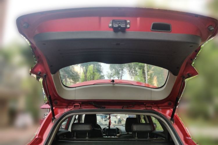 Used JAC Group Refine S3 2014 1.5L Manual Luxury Smart Model Trunk