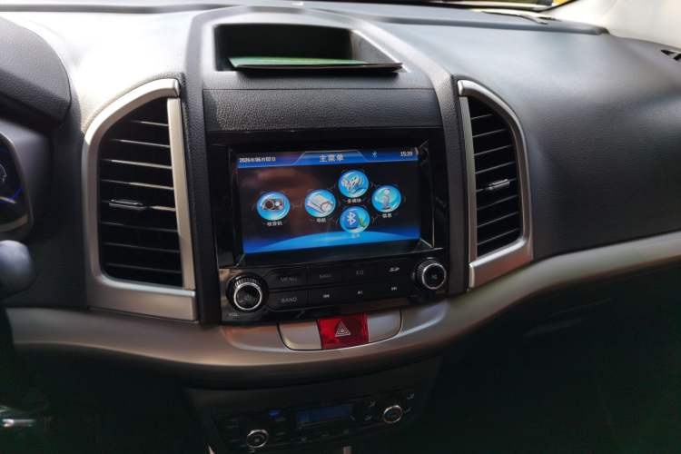 Used JAC Group Refine S3 2014 1.5L CVT Luxury Smart Model Audio And AC Panel