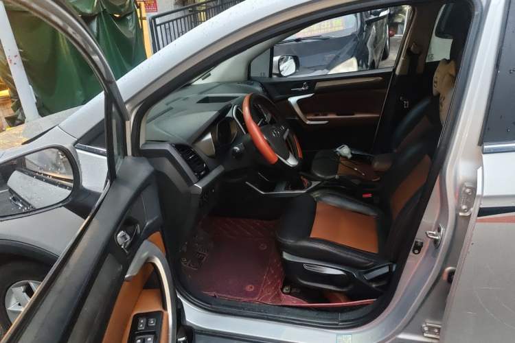 Used JAC Group Refine S3 2014 1.5L Manual Luxury Smart Model Driver Seat