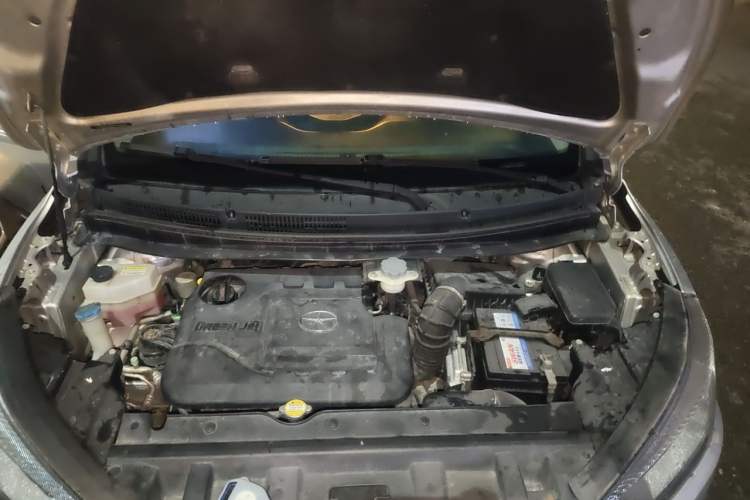 Used JAC Group Refine S3 2014 1.5L Manual Luxury Smart Model Engine Bay