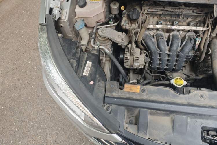 Used JAC Group Refine S3 2014 1.5L CVT Luxury Smart Model Engine Bay Right