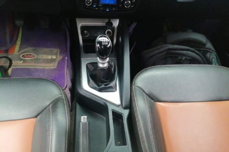Used JAC Group Refine S3 2014 1.5L Manual Luxury Smart Model Gear Lever