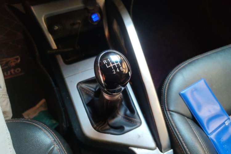 Used JAC Group Refine S3 2014 1.5L Manual Luxury Smart Model Gear Lever