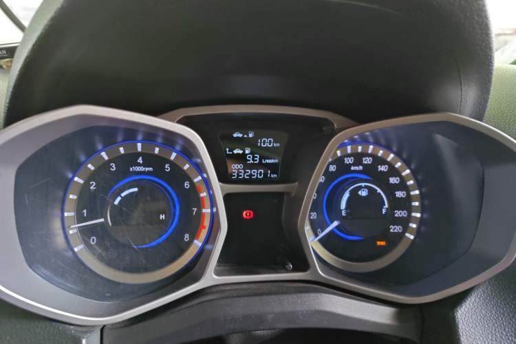 Used JAC Group Refine S3 2014 1.5L Manual Luxury Smart Model Odometer Close Up