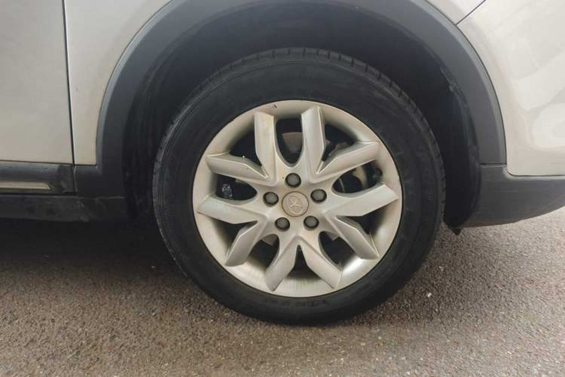 Used JAC Group Refine S3 2014 1.5L CVT Luxury Smart Model Right Front Wheel Hub