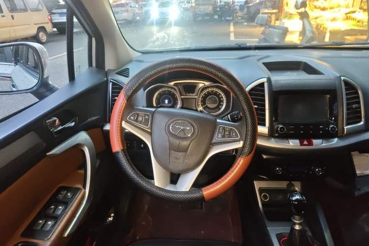 Used JAC Group Refine S3 2014 1.5L Manual Luxury Smart Model Steering Wheel