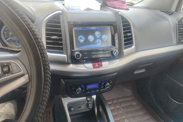 Used JAC Group Refine S3 2014 1.5L Manual Luxury Smart Model Audio And AC Panel