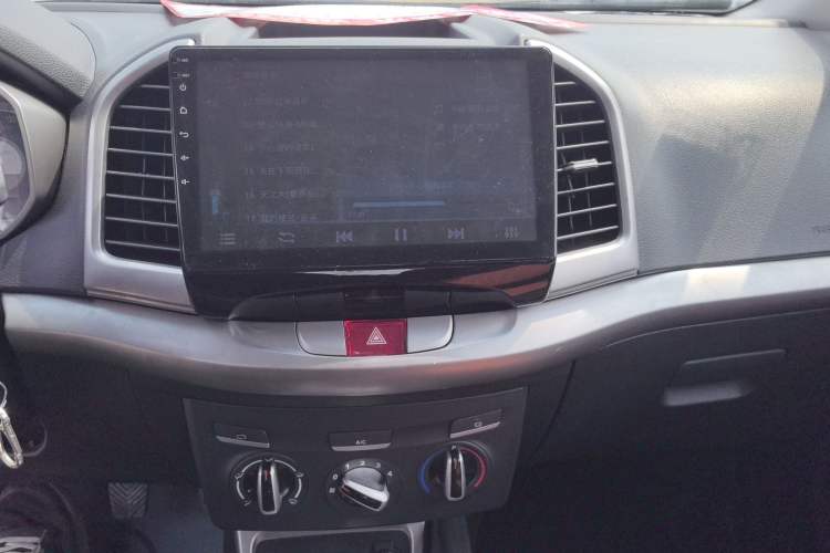 Used JAC Group Refine S3 2014 1.5L Manual Luxury Model Audio And AC Panel