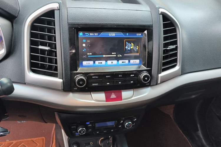 Used JAC Group Refine S3 2014 1.5L Manual Luxury Smart Model Audio And AC Panel