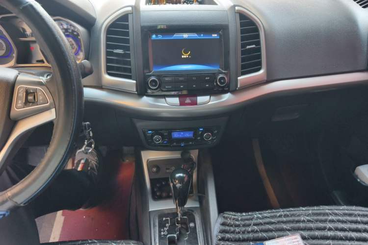 Used JAC Group Refine S3 2014 1.5L CVT Luxury Version Audio And AC Panel
