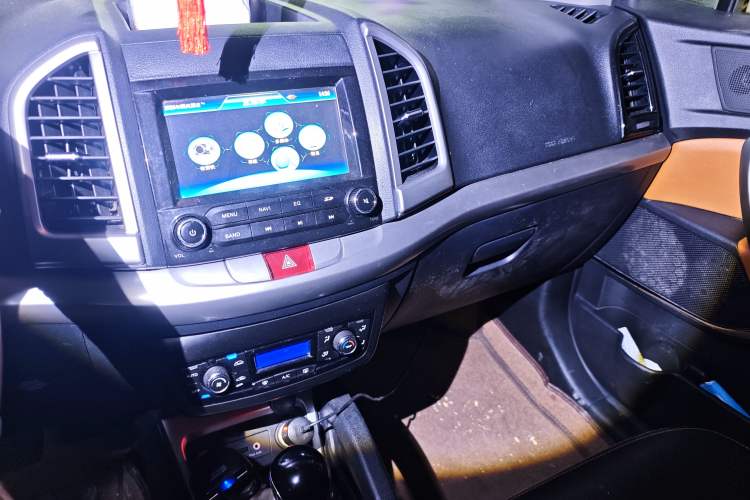 Used JAC Group Refine S3 2014 1.5L CVT Luxury Smart Model Audio And AC Panel