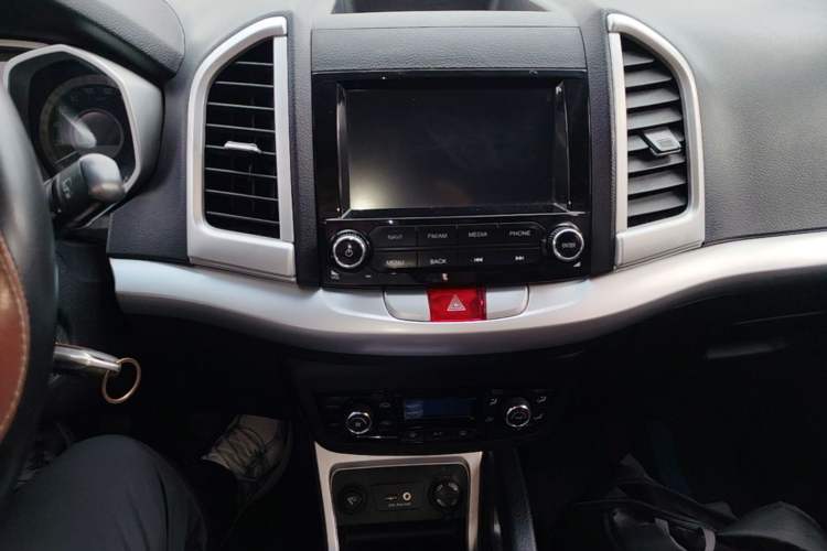 Used JAC Group Refine S3 2014 1.5L Manual Luxury Smart Model Audio And AC Panel