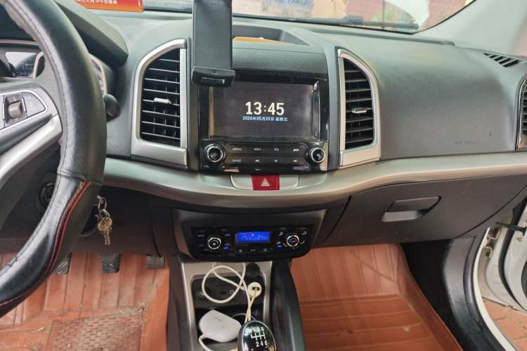 Used JAC Group Refine S3 2014 1.5L Manual Luxury Smart Model Audio And AC Panel