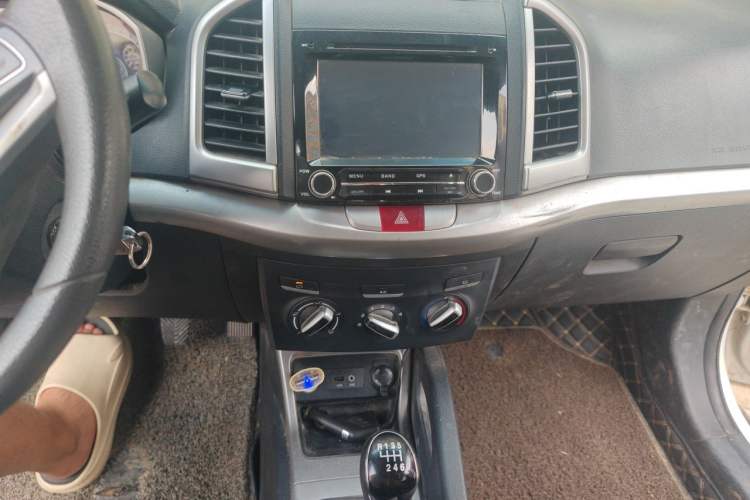 Used JAC Group Refine S3 2014 1.5L Manual Luxury Model Audio And AC Panel