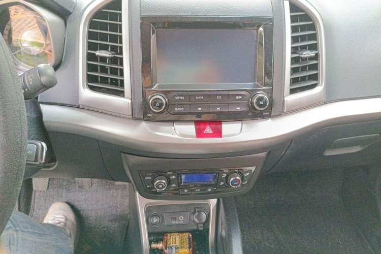 Used JAC Group Refine S3 2014 1.5L Manual Luxury Smart Model Audio And AC Panel