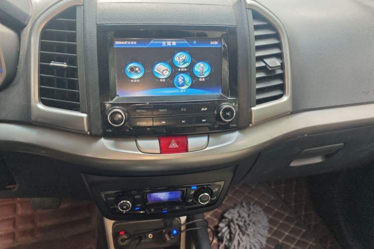 Used JAC Group Refine S3 2014 1.5L CVT Luxury Smart Model Audio And AC Panel