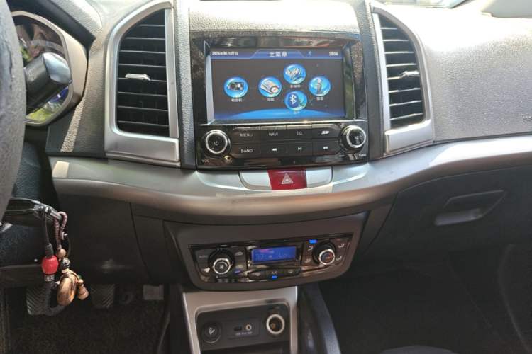 Used JAC Group Refine S3 2014 1.5L Manual Luxury Smart Model Audio And AC Panel