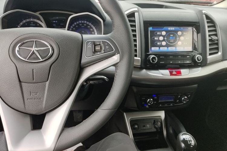 Used JAC Group Refine S3 2014 1.5L Manual Luxury Smart Model Center Console
