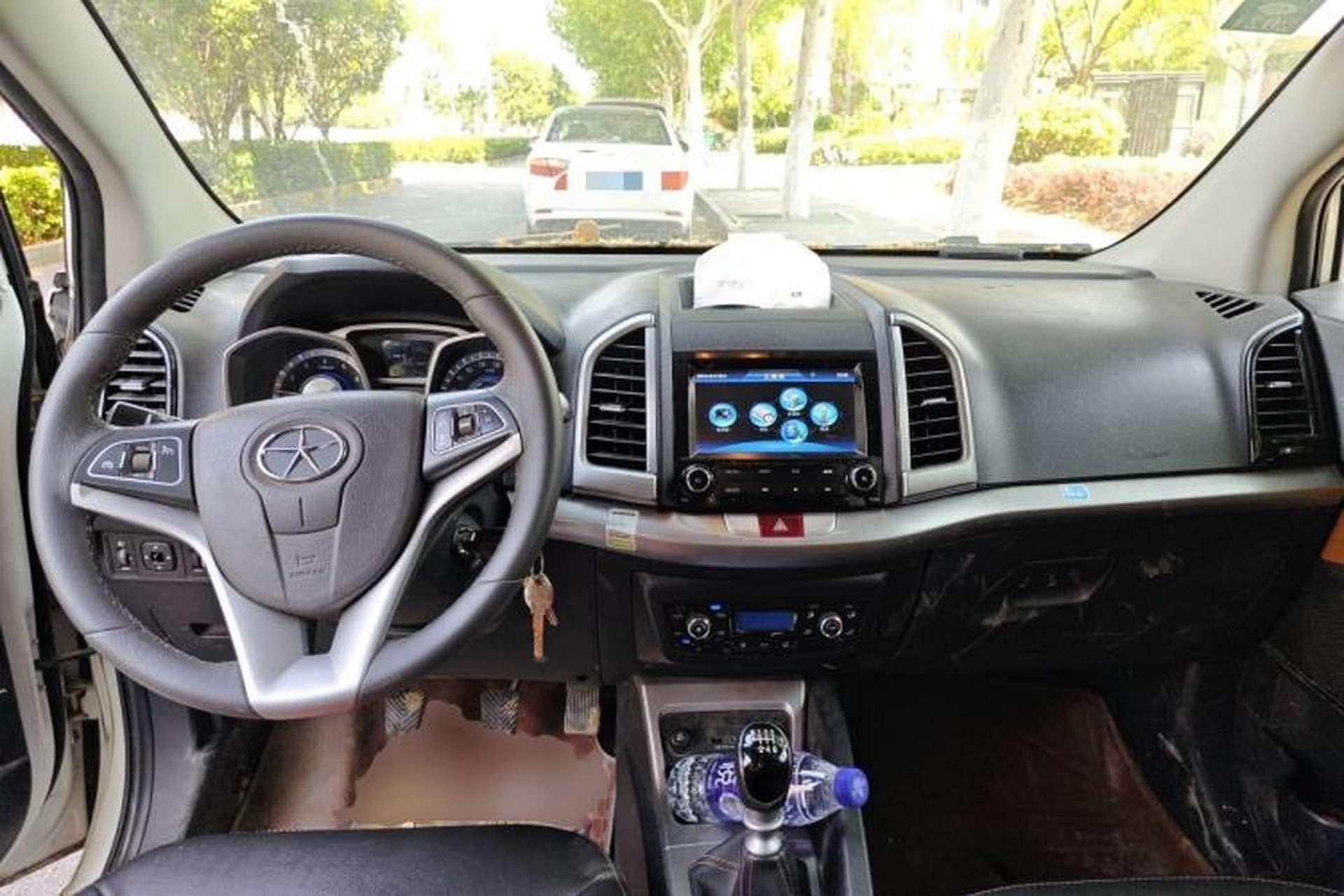 Used JAC Group Refine S3 2014 1.5L Manual Luxury Smart Model Center Console