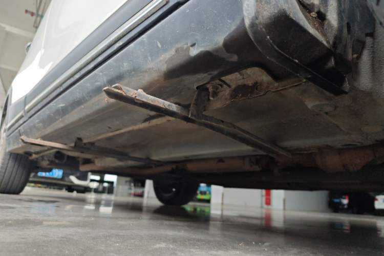 Used JAC Group Refine S3 2014 1.5L Manual Luxury Model Chassis Front Right