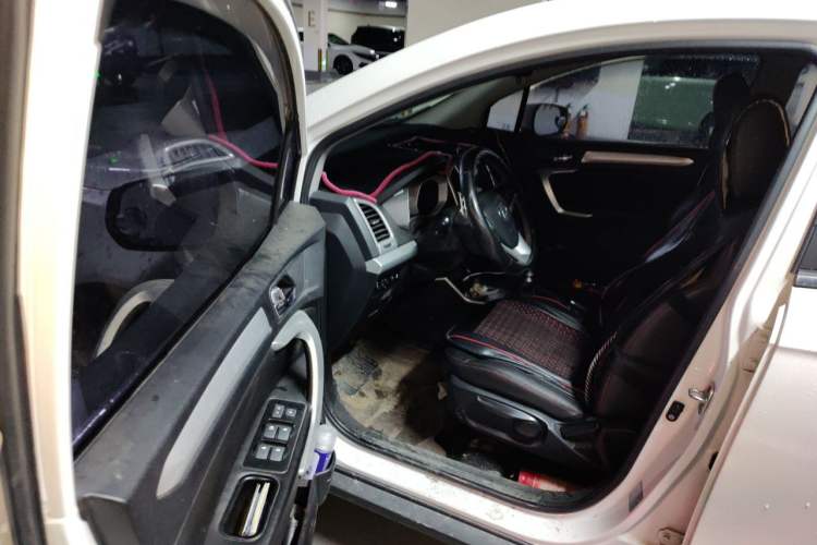 Used JAC Group Refine S3 2014 1.5L Manual Luxury Smart Model Driver Seat