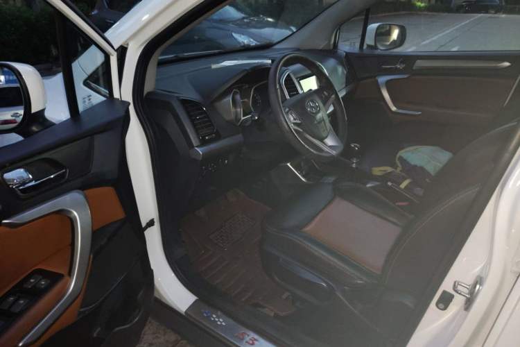 Used JAC Group Refine S3 2014 1.5L Manual Luxury Smart Model Driver Seat