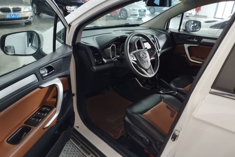 Used JAC Group Refine S3 2014 1.5L CVT Luxury Smart Model Driver Seat