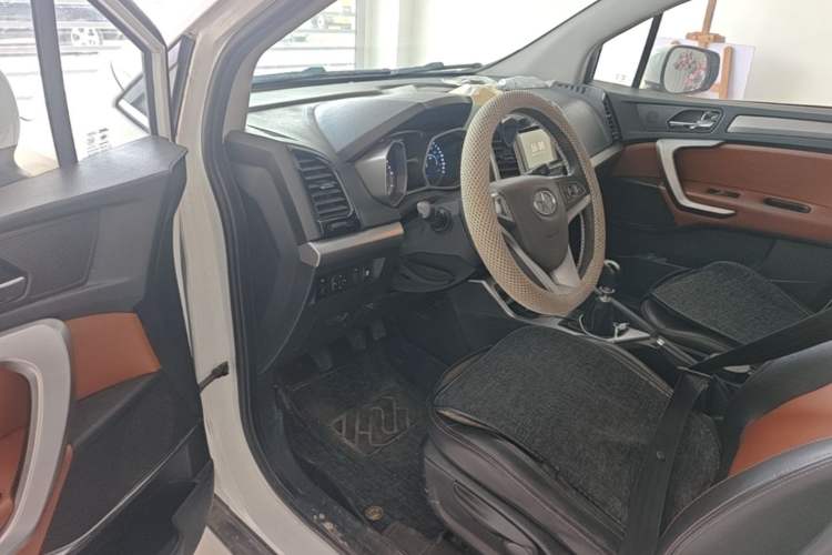 Used JAC Group Refine S3 2014 1.5L Manual Luxury Smart Model Driver Seat