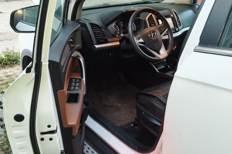 Used JAC Group Refine S3 2014 1.5L Manual Luxury Model Driver Seat