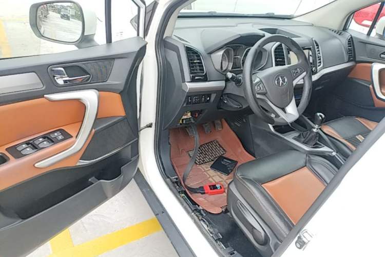 Used JAC Group Refine S3 2014 1.5L Manual Luxury Smart Model Driver Seat