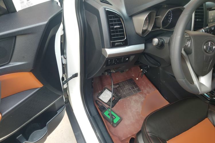 Used JAC Group Refine S3 2014 1.5L CVT Luxury Smart Model Driver Seat