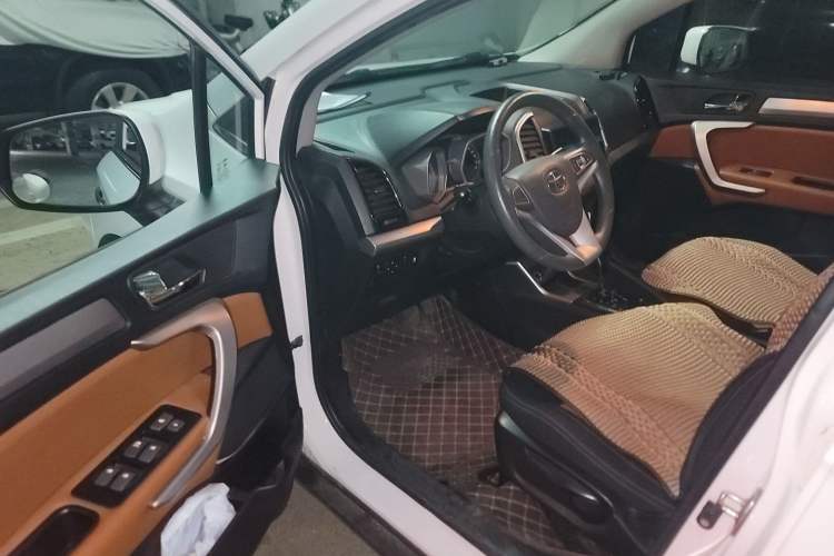 Used JAC Group Refine S3 2014 1.5L CVT Luxury Version Driver Seat