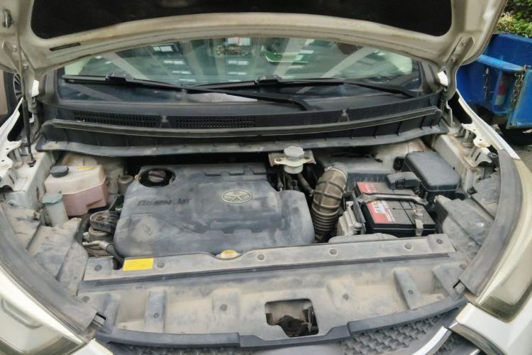 Used JAC Group Refine S3 2014 1.5L Manual Luxury Model Engine Bay
