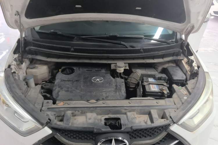 Used JAC Group Refine S3 2014 1.5L CVT Luxury Smart Model Engine Bay