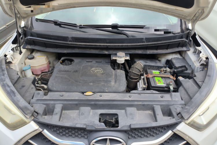 Used JAC Group Refine S3 2014 1.5L Manual Luxury Smart Model Engine Bay