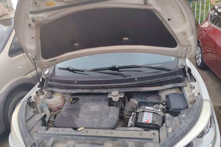 Used JAC Group Refine S3 2014 1.5L Manual Luxury Smart Model Engine Bay
