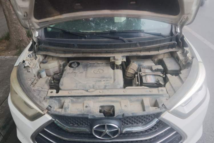 Used JAC Group Refine S3 2014 1.5L Manual Luxury Smart Model Engine Bay