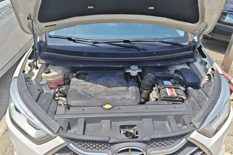 Used JAC Group Refine S3 2014 1.5L Manual Luxury Smart Model Engine Bay