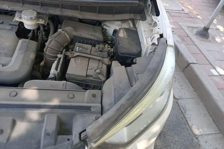 Used JAC Group Refine S3 2014 1.5L Manual Luxury Model Engine Bay Left