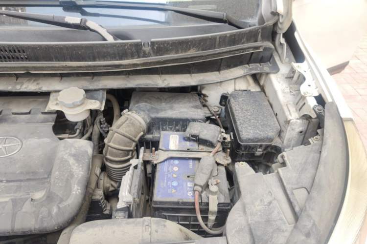 Used JAC Group Refine S3 2014 1.5L Manual Luxury Smart Model Engine Bay Left