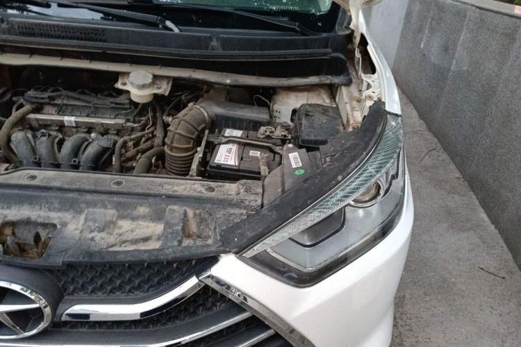 Used JAC Group Refine S3 2014 1.5L CVT Luxury Smart Model Engine Bay Left