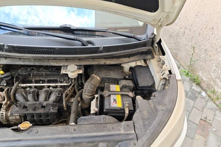 Used JAC Group Refine S3 2014 1.5L Manual Luxury Smart Model Engine Bay Left