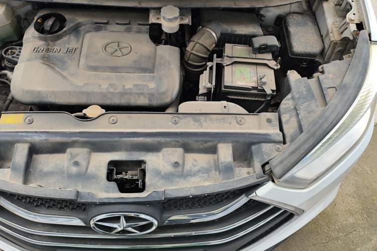 Used JAC Group Refine S3 2014 1.5L Manual Luxury Smart Model Engine Bay Left