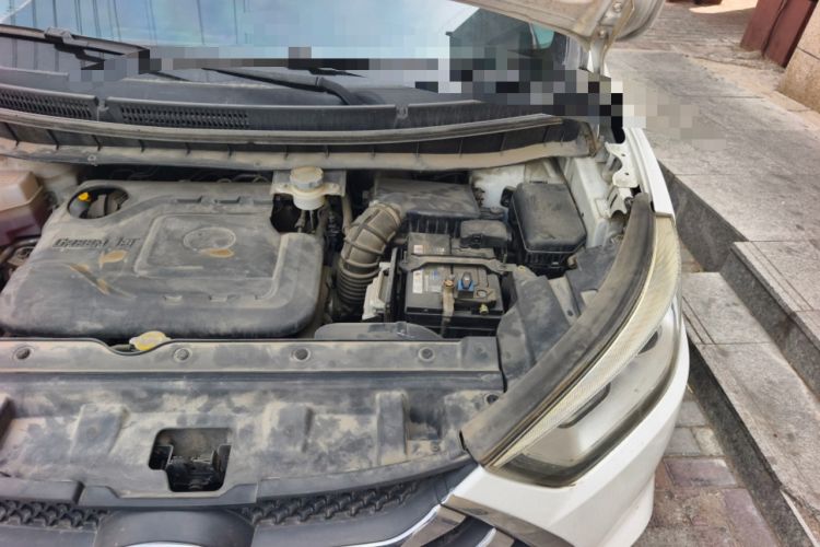 Used JAC Group Refine S3 2014 1.5L Manual Luxury Smart Model Engine Bay Left