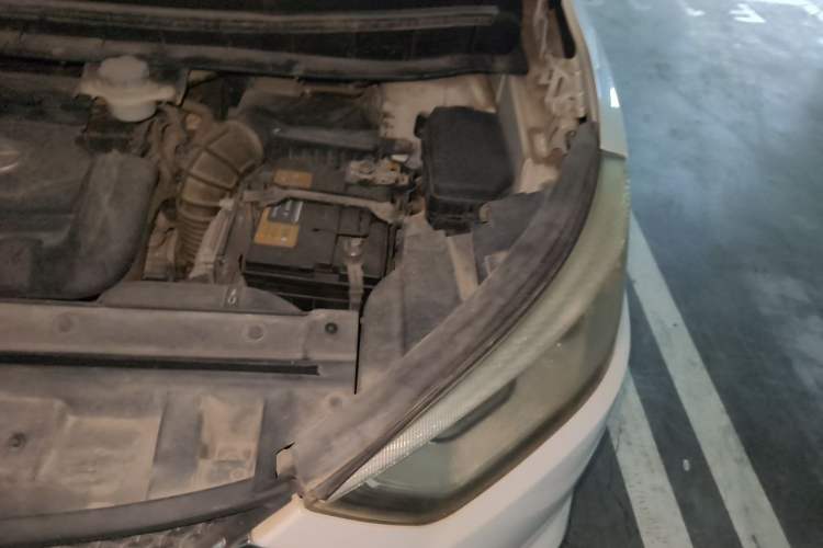 Used JAC Group Refine S3 2014 1.5L Manual Luxury Model Engine Bay Left