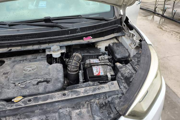 Used JAC Group Refine S3 2014 1.5L CVT Luxury Version Engine Bay Left