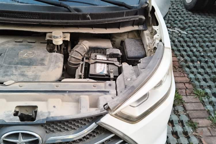 Used JAC Group Refine S3 2014 1.5L Manual Luxury Model Engine Bay Left