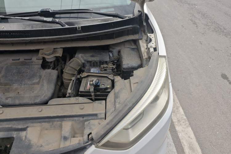 Used JAC Group Refine S3 2014 1.5L Manual Luxury Model Engine Bay Left